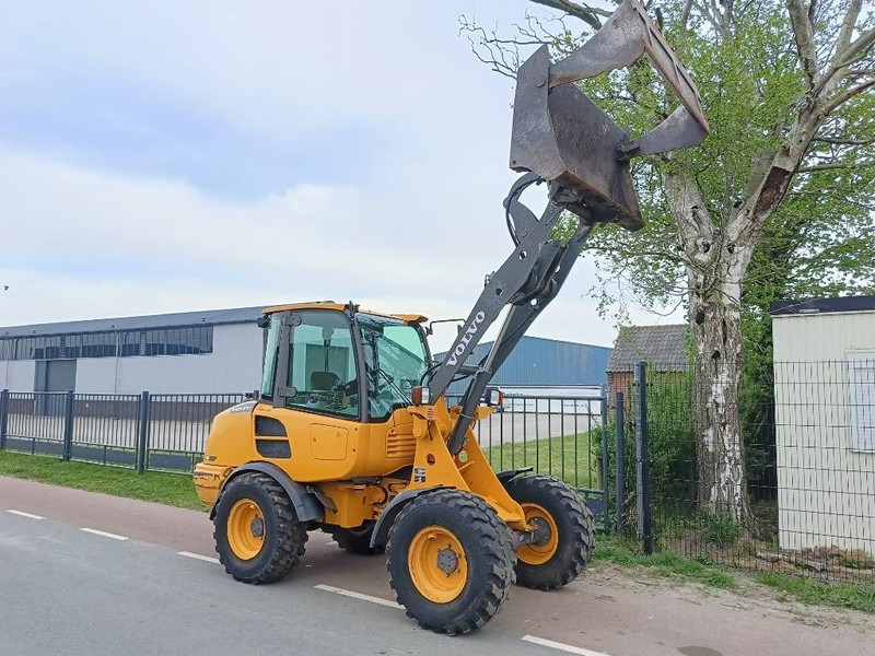 Volvo L 20 F-P shovel wiellader loader lader 2012 bak - اللودر بعجل: صور 2 Volvo L 20 F-P shovel wiellader loader lader 2012 bak - اللودر بعجل: صور 2