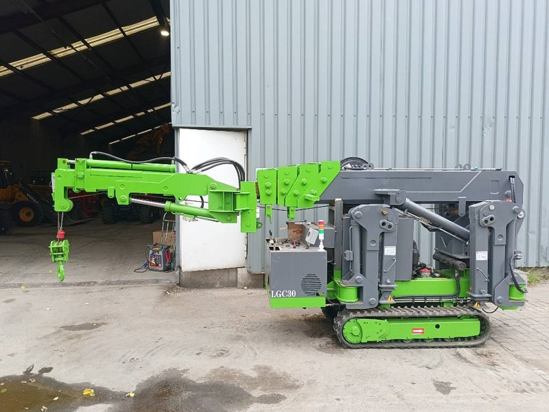 WCM LGC30 maeda mc hybride speed minikraan 8,5 m 3 ton - رافعة عنكبوتية: صور 5 WCM LGC30 maeda mc hybride speed minikraan 8,5 m 3 ton - رافعة عنكبوتية: صور 5