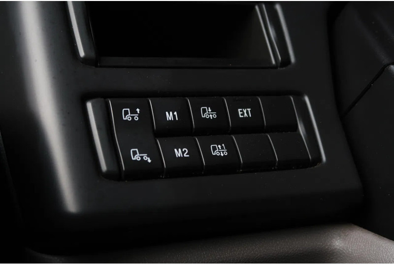 Scania R410 NGS LNG/ RETARDER/ ACC/ DIFF LOCK/ ETC - شاحنة جرار: صور 5 Scania R410 NGS LNG/ RETARDER/ ACC/ DIFF LOCK/ ETC - شاحنة جرار: صور 5