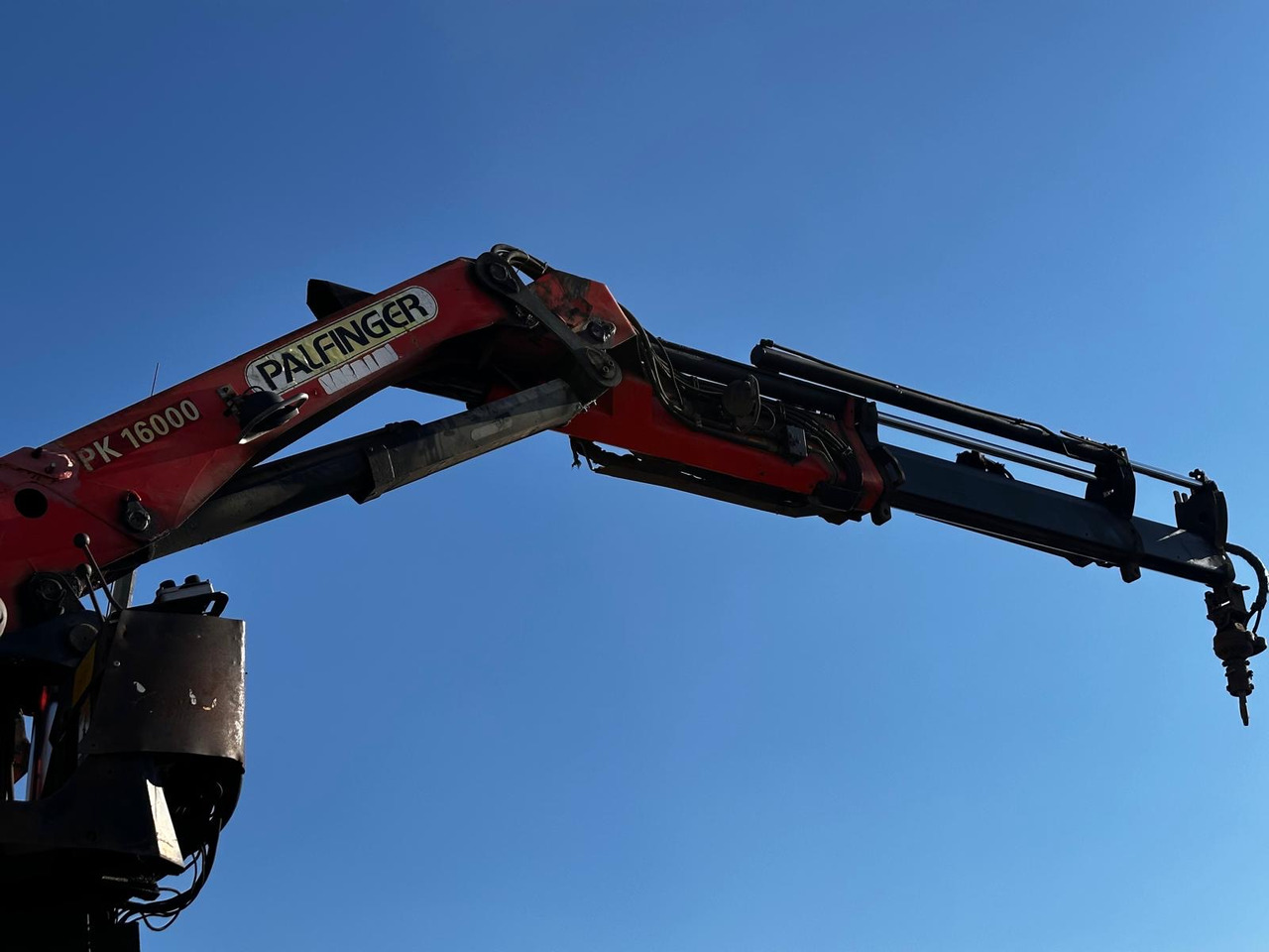 MAN F2000 26.413 Palfinger pk 16000 - شاحنة كرين: صور 5 MAN F2000 26.413 Palfinger pk 16000 - شاحنة كرين: صور 5