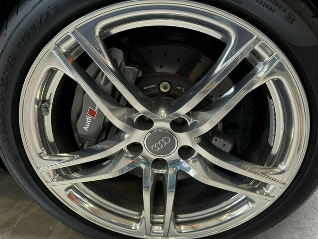 AUDI R8 4.2 FSI V8 quattro Coupé makellos!... - سيارة: صور 3 AUDI R8 4.2 FSI V8 quattro Coupé makellos!... - سيارة: صور 3