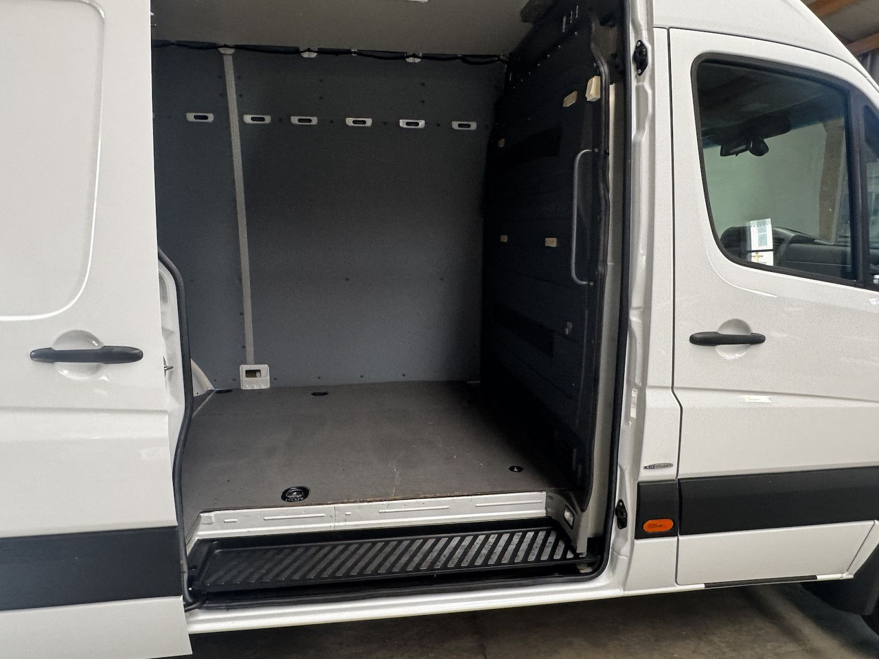 كرفان فان Mercedes-Benz Sprinter 319 CDI 4x4 3.0 V6 Untersetzung 1a!: صور 17