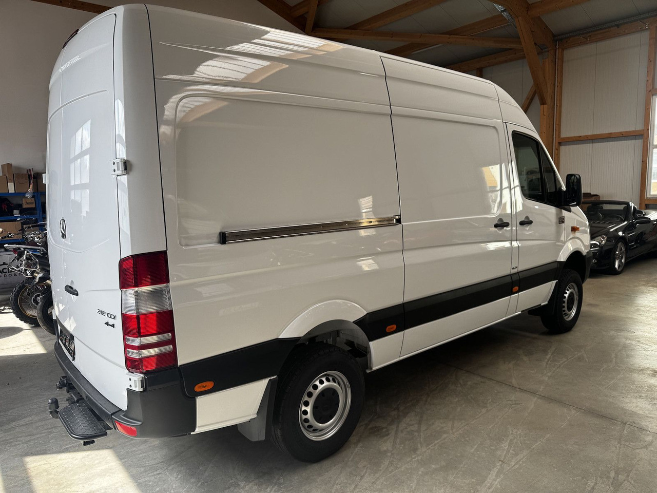 Mercedes-Benz Sprinter 319 CDI 4x4 3.0 V6 Untersetzung 1a! - كرفان فان: صور 5 Mercedes-Benz Sprinter 319 CDI 4x4 3.0 V6 Untersetzung 1a! - كرفان فان: صور 5