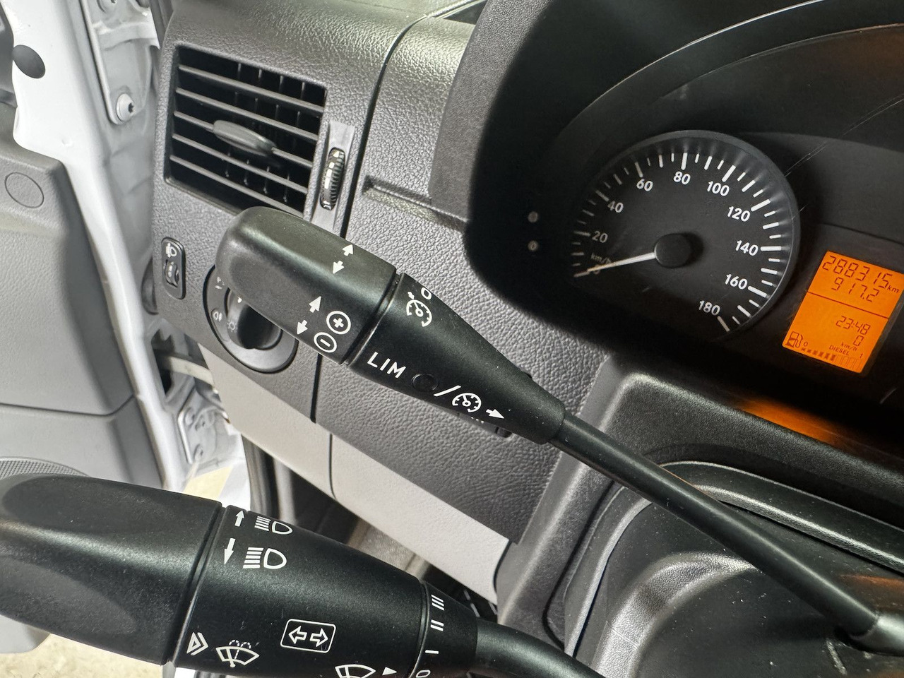 كرفان فان Mercedes-Benz Sprinter 319 CDI 4x4 3.0 V6 Untersetzung 1a!: صور 32