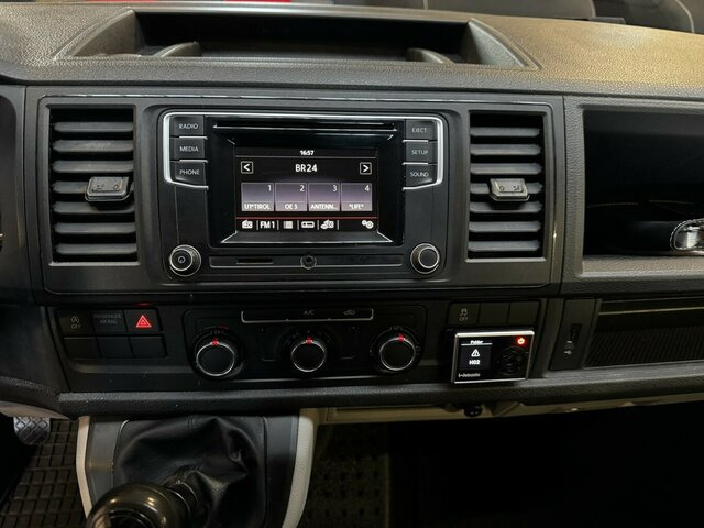 VW T6 Doka Pritsche 2.0 TDI 4Motion 4x4... - الشاحنات الصغيرة المسطحة: صور 5 VW T6 Doka Pritsche 2.0 TDI 4Motion 4x4... - الشاحنات الصغيرة المسطحة: صور 5