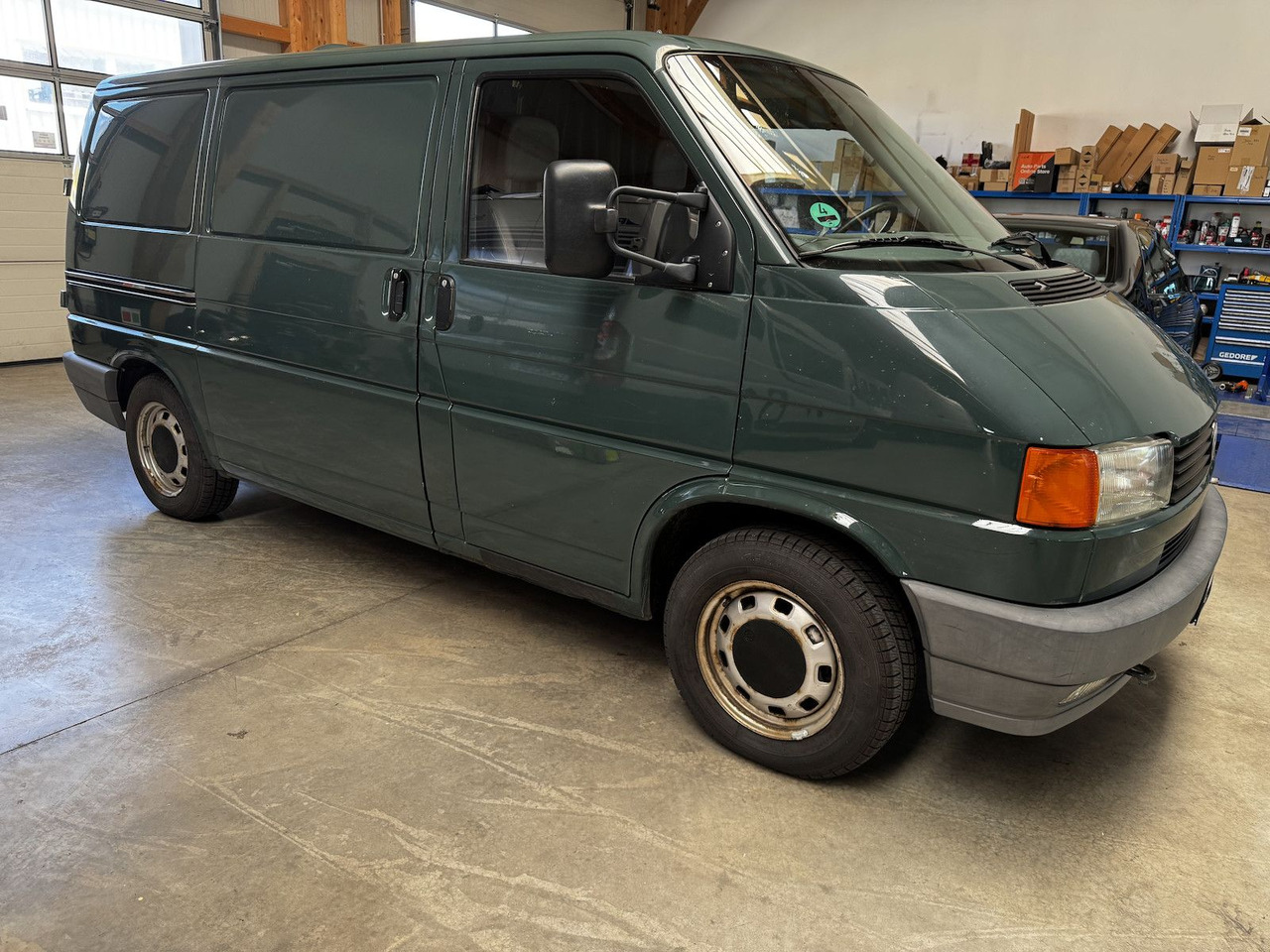 Volkswagen T4 2.5 Syncro 1. Hand H-Kennzeichen - فان المدمجة: صور 4 Volkswagen T4 2.5 Syncro 1. Hand H-Kennzeichen - فان المدمجة: صور 4