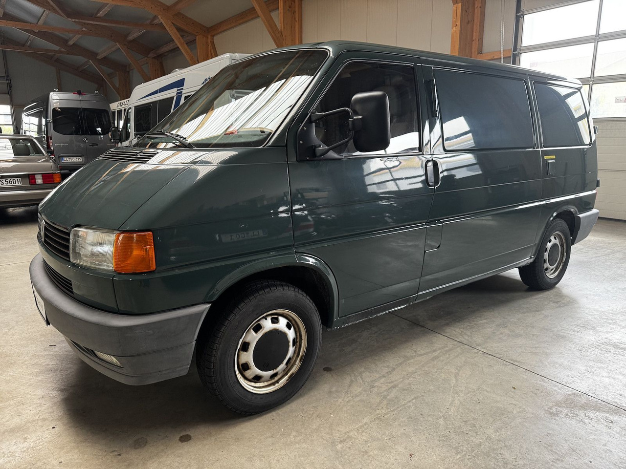 Volkswagen T4 2.5 Syncro 1. Hand H-Kennzeichen - سيارة: صور 1 Volkswagen T4 2.5 Syncro 1. Hand H-Kennzeichen - سيارة: صور 1