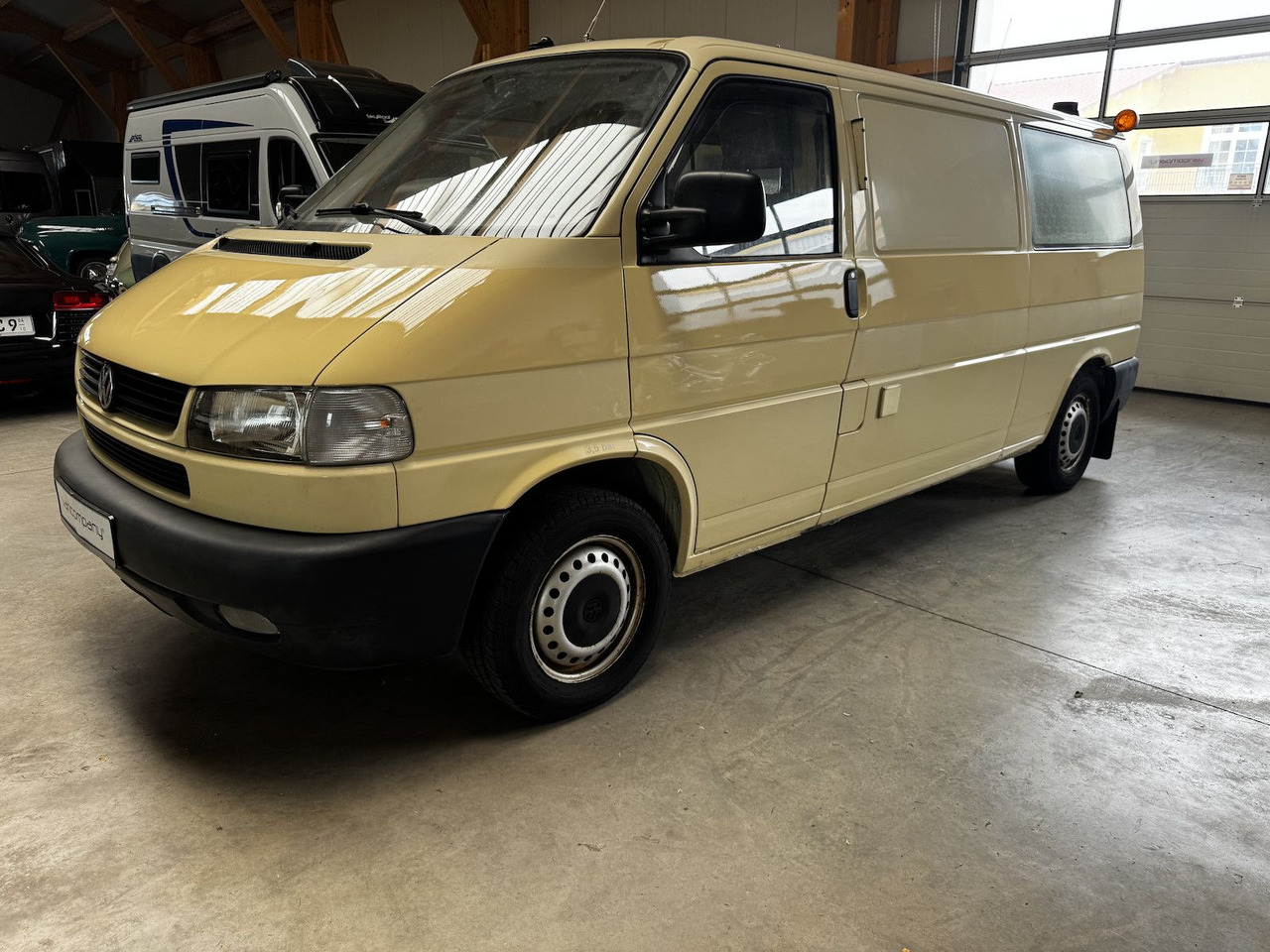 Volkswagen T4 2.5 TDI Syncro 4x4 lang 1. Hand! - ميكروباص: صور 2 Volkswagen T4 2.5 TDI Syncro 4x4 lang 1. Hand! - ميكروباص: صور 2