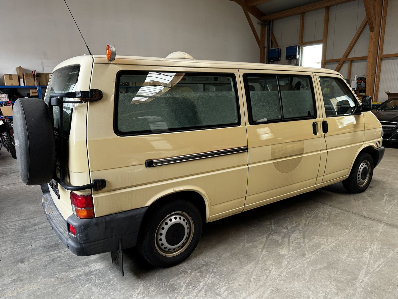 Volkswagen T4 2.5 TDI Syncro 4x4 lang 1. Hand! - فان: صور 5 Volkswagen T4 2.5 TDI Syncro 4x4 lang 1. Hand! - فان: صور 5