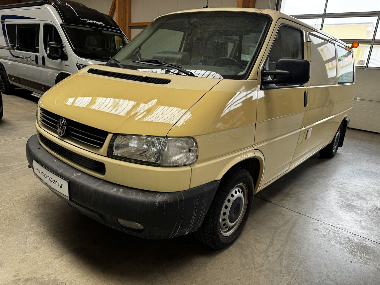 Volkswagen T4 2.5 TDI Syncro 4x4 lang 1. Hand! - فان: صور 1 Volkswagen T4 2.5 TDI Syncro 4x4 lang 1. Hand! - فان: صور 1