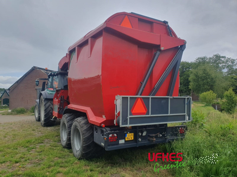 Greentec 942/13 chipper combi - ماكينة تقطيع الأغصان: صور 3 Greentec 942/13 chipper combi - ماكينة تقطيع الأغصان: صور 3