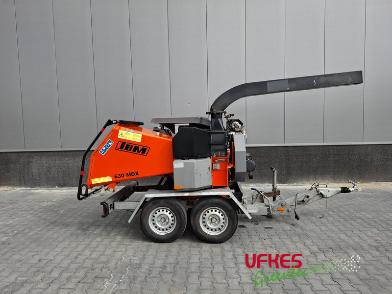 JBM 630 MDX - ماكينة تقطيع الأغصان: صور 1 JBM 630 MDX - ماكينة تقطيع الأغصان: صور 1