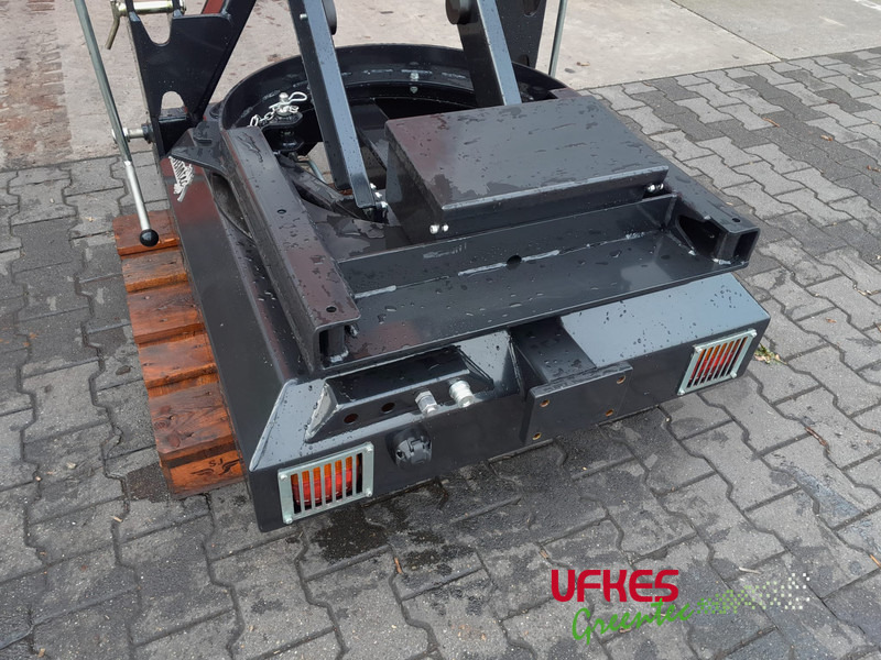 TP 200 driepuntsbok draaibaar - ماكينة تقطيع الأغصان: صور 4 TP 200 driepuntsbok draaibaar - ماكينة تقطيع الأغصان: صور 4