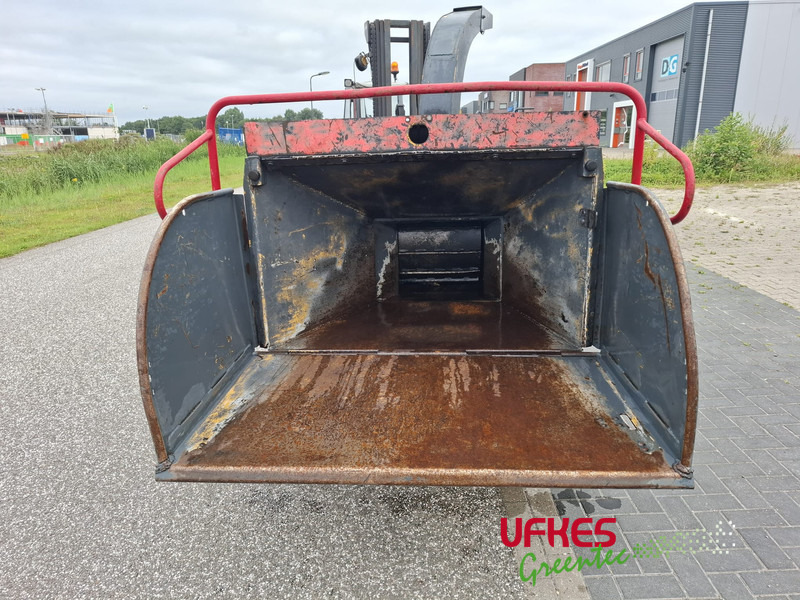 VERMEER BC 1000 XL - ماكينة تقطيع الأغصان: صور 5 VERMEER BC 1000 XL - ماكينة تقطيع الأغصان: صور 5