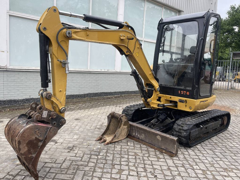 Cat 302.7 D CR 2020 CE - حفارة مصغرة: صور 1 Cat 302.7 D CR 2020 CE - حفارة مصغرة: صور 1