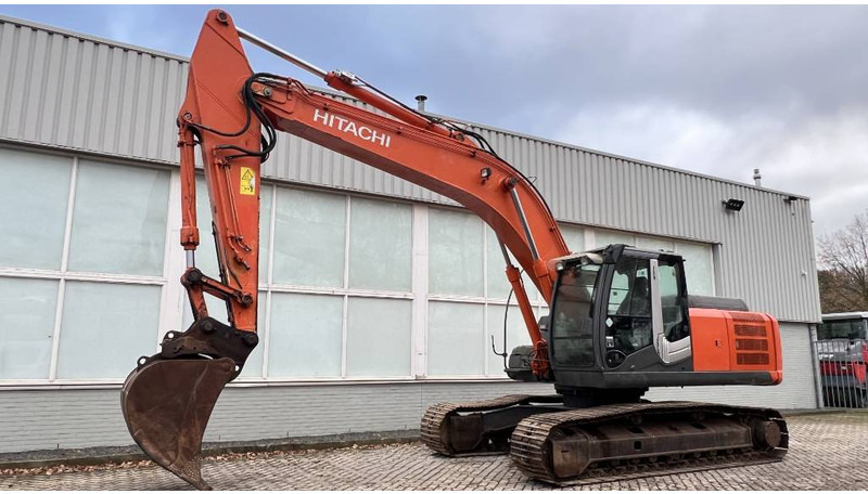 Hitachi ZX 250 LC N-3 - حفارات زحافة: صور 1 Hitachi ZX 250 LC N-3 - حفارات زحافة: صور 1