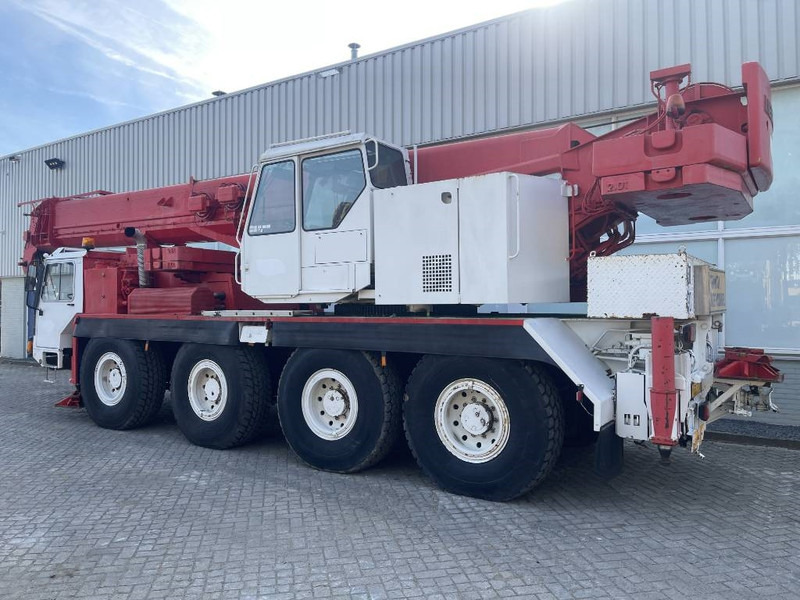 Liebherr LTM 1070 1991 - رافعة لجميع التضاريس: صور 4 Liebherr LTM 1070 1991 - رافعة لجميع التضاريس: صور 4