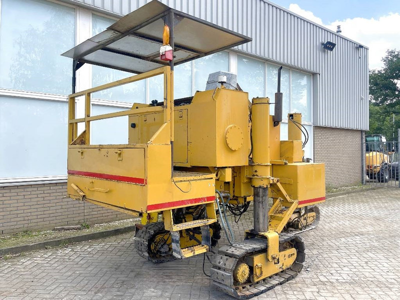 POWER CURBER 5700 4253 h - العامل بالقار: صور 5 POWER CURBER 5700 4253 h - العامل بالقار: صور 5