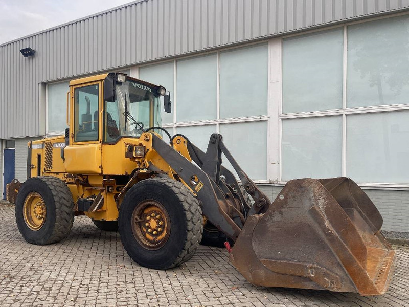 Volvo L 50 D - اللودر بعجل: صور 4 Volvo L 50 D - اللودر بعجل: صور 4