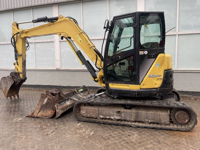 Yanmar Vio 80-1A 2017 CE - حفارة مصغرة: صور 4 Yanmar Vio 80-1A 2017 CE - حفارة مصغرة: صور 4