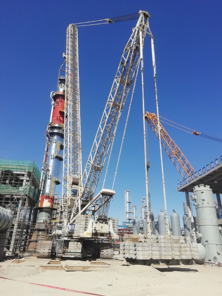DEMAG CC6800-1 Construction Site Lifting Machine 1250t Second Hand Heavy Duty Crawler Crane Price - رافعة مجنزرة: صور 4 DEMAG CC6800-1 Construction Site Lifting Machine 1250t Second Hand Heavy Duty Crawler Crane Price - رافعة مجنزرة: صور 4