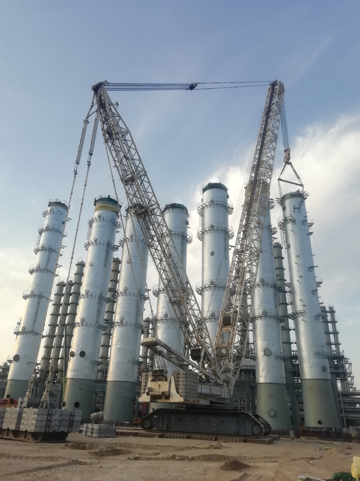 DEMAG CC6800-1 Construction Site Lifting Machine 1250t Second Hand Heavy Duty Crawler Crane Price - رافعة مجنزرة: صور 2 DEMAG CC6800-1 Construction Site Lifting Machine 1250t Second Hand Heavy Duty Crawler Crane Price - رافعة مجنزرة: صور 2