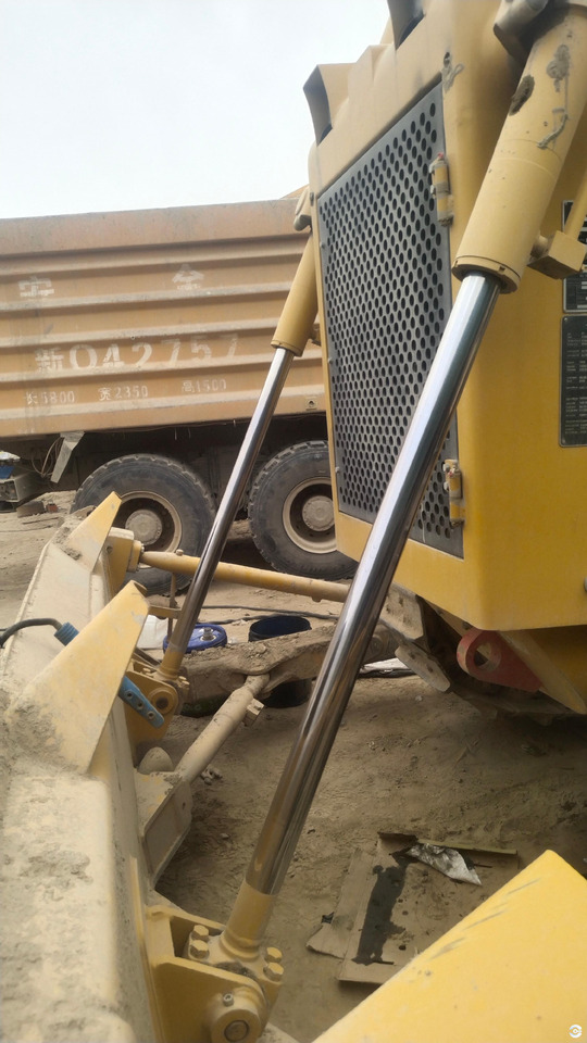 XCMG D170 used small bulldozer dozer hydraulic price - بلدوزر: صور 2 XCMG D170 used small bulldozer dozer hydraulic price - بلدوزر: صور 2