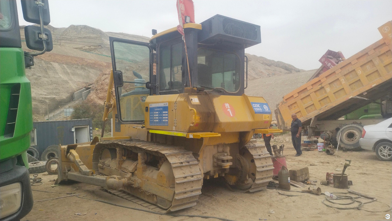 XCMG D170 used small bulldozer dozer hydraulic price - بلدوزر: صور 5 XCMG D170 used small bulldozer dozer hydraulic price - بلدوزر: صور 5