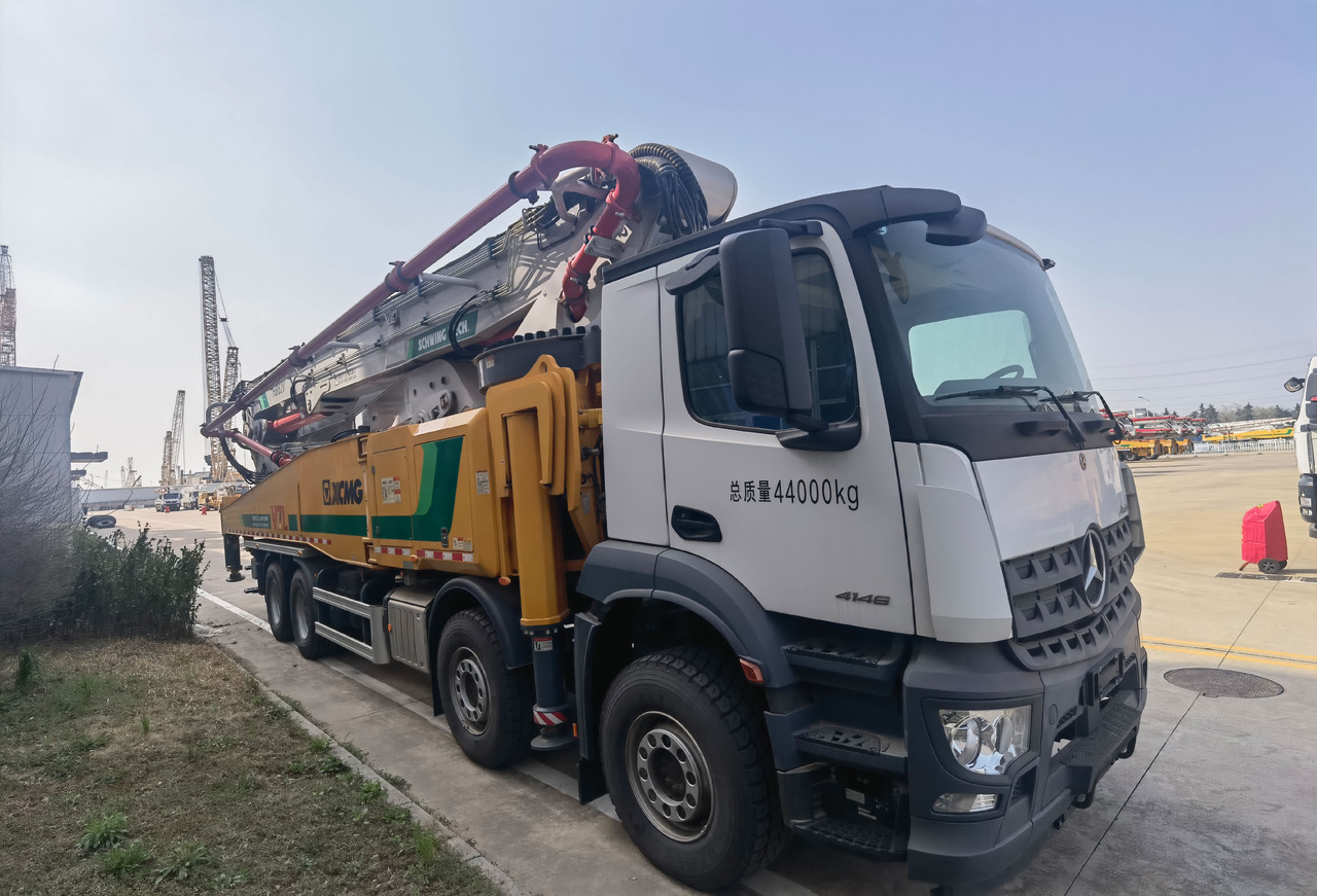XCMG Official Schwing Concrete Pump HB62V Used Telescopic Concrete Pump Truck Price - مضخة خرسانة: صور 4 XCMG Official Schwing Concrete Pump HB62V Used Telescopic Concrete Pump Truck Price - مضخة خرسانة: صور 4