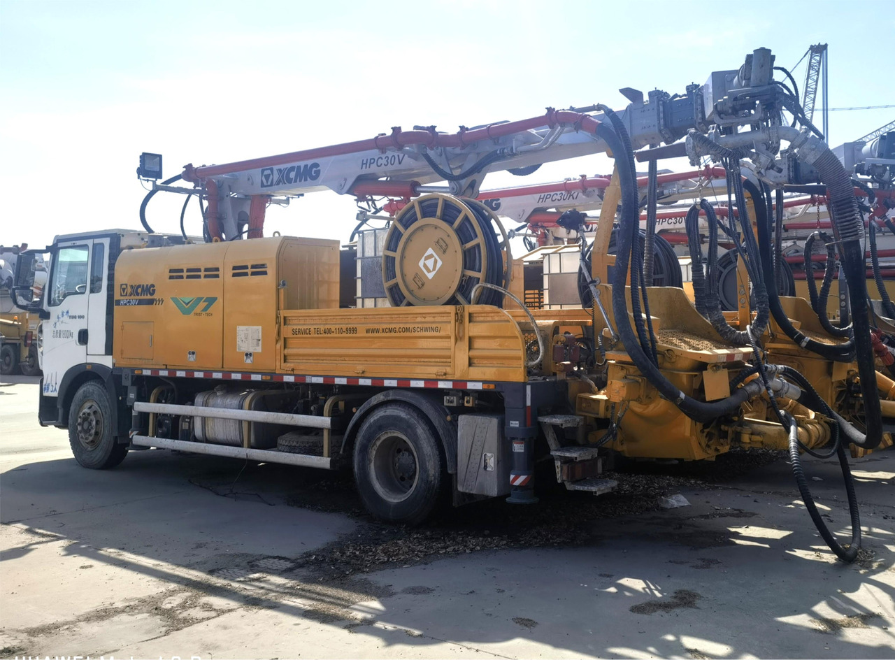 XCMG Official Schwing HPC30V Used Truck Mounted Concrete Spraying Machine For Sale - معدات الخرسانة: صور 5 XCMG Official Schwing HPC30V Used Truck Mounted Concrete Spraying Machine For Sale - معدات الخرسانة: صور 5