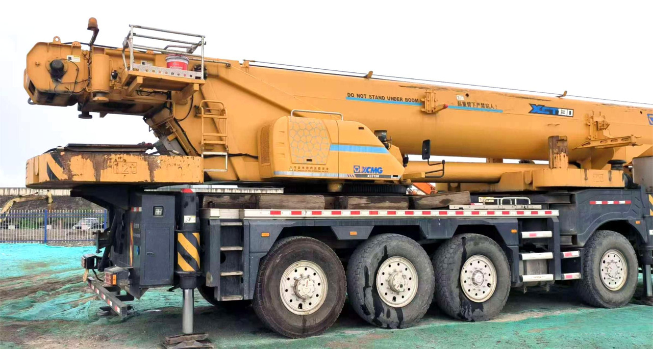XCMG Official Second Hand 100 ton Mobile Crane XCT100 Hydraulic Pickup Truck Crane Price - موبايل كرين: صور 3 XCMG Official Second Hand 100 ton Mobile Crane XCT100 Hydraulic Pickup Truck Crane Price - موبايل كرين: صور 3