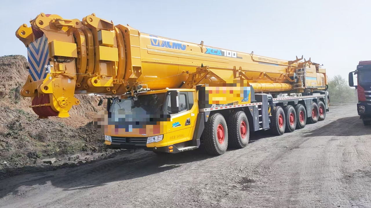 XCMG Official Second Hand Mobile Truck Crane XCA700 All Terrain Cranes With High Quality - رافعة لجميع التضاريس: صور 2 XCMG Official Second Hand Mobile Truck Crane XCA700 All Terrain Cranes With High Quality - رافعة لجميع التضاريس: صور 2