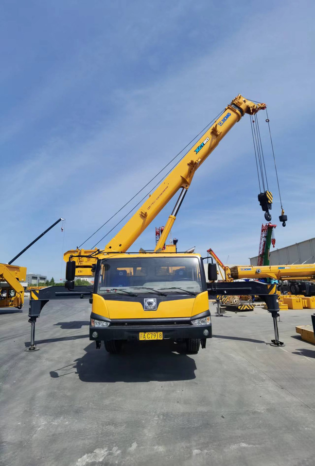 XCMG Official Second Hand QY50KA 50 Ton Hydraulic Truck Crane Price For Sale - موبايل كرين: صور 2 XCMG Official Second Hand QY50KA 50 Ton Hydraulic Truck Crane Price For Sale - موبايل كرين: صور 2
