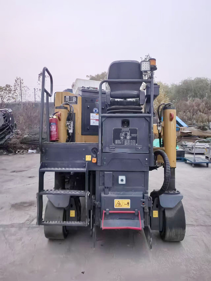 XCMG Official Second Hand Road Building Machine XM505 Small Asphalt Milling Machine For Sale - ماكينات لصقل الأسفلت: صور 2 XCMG Official Second Hand Road Building Machine XM505 Small Asphalt Milling Machine For Sale - ماكينات لصقل الأسفلت: صور 2