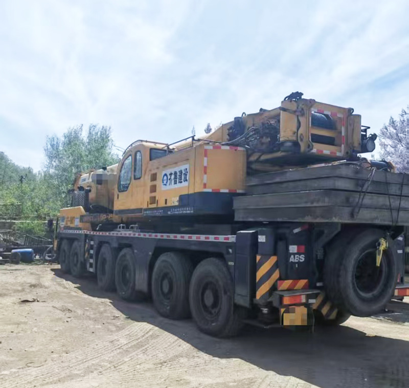 XCMG QAY260 260ton used all terrain mobile hydraulic truck crane price - رافعة لجميع التضاريس: صور 2 XCMG QAY260 260ton used all terrain mobile hydraulic truck crane price - رافعة لجميع التضاريس: صور 2