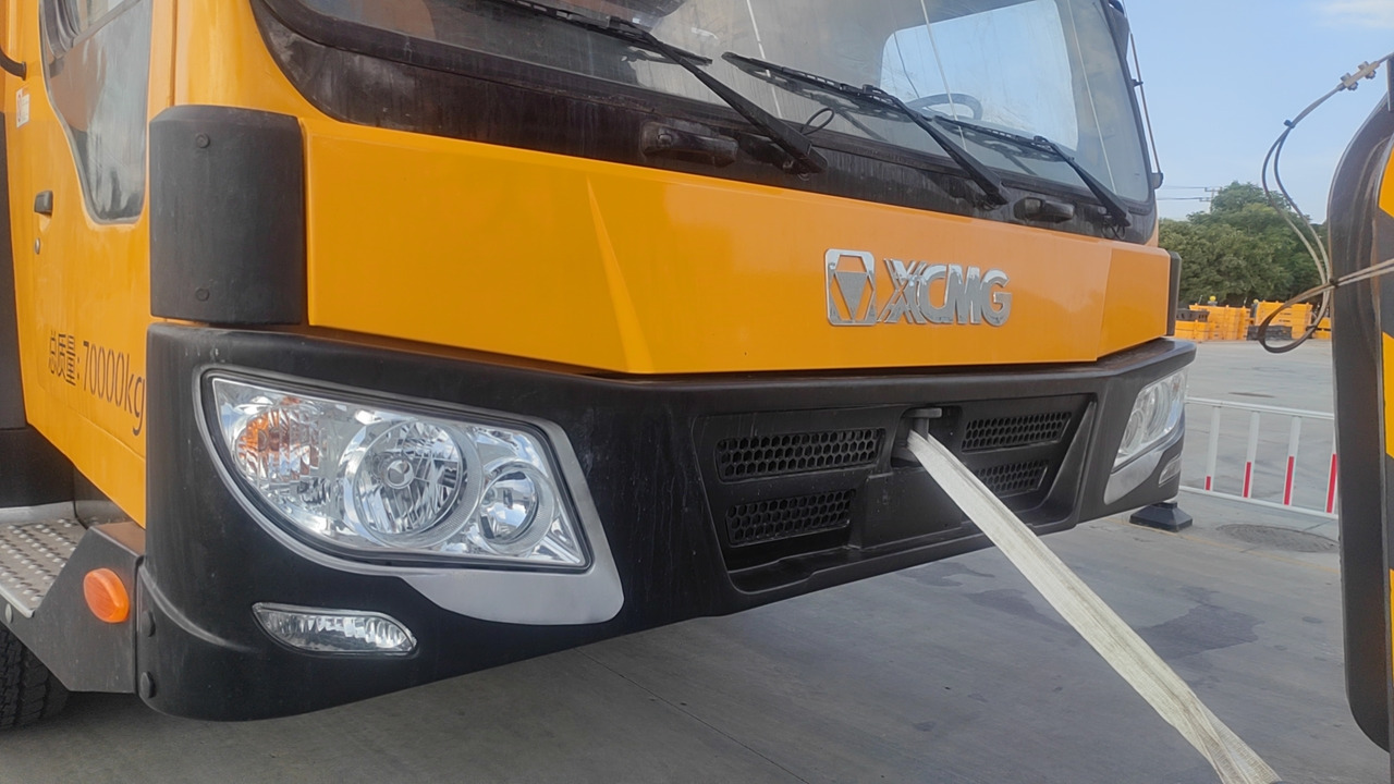 XCMG Truck crane Second Hand mobile hydraulic crane QAY160 Used - موبايل كرين: صور 4 XCMG Truck crane Second Hand mobile hydraulic crane QAY160 Used - موبايل كرين: صور 4