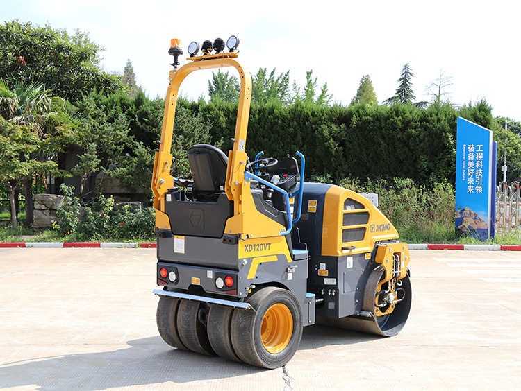 XCMG XD120VT diesel 2ton Light Mini Road Roller Machine - مدحلة الأسفلت: صور 4 XCMG XD120VT diesel 2ton Light Mini Road Roller Machine - مدحلة الأسفلت: صور 4