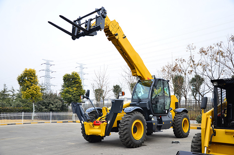 XCMG second hand telescopic boom forklift telehandler XC6-2506E price - رافعة تلسكوبية: صور 3 XCMG second hand telescopic boom forklift telehandler XC6-2506E price - رافعة تلسكوبية: صور 3
