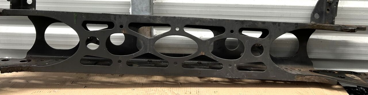 BELKA POPRZECZNA WZMOCNIENIE RAMY Mercedes-Benz ACTROS MP4 KA12253  Mercedes-Benz ACTROS MP4 truck - الإطار / الشاسيه - شاحنة: صور 4 BELKA POPRZECZNA WZMOCNIENIE RAMY Mercedes-Benz ACTROS MP4 KA12253  Mercedes-Benz ACTROS MP4 truck - الإطار / الشاسيه - شاحنة: صور 4