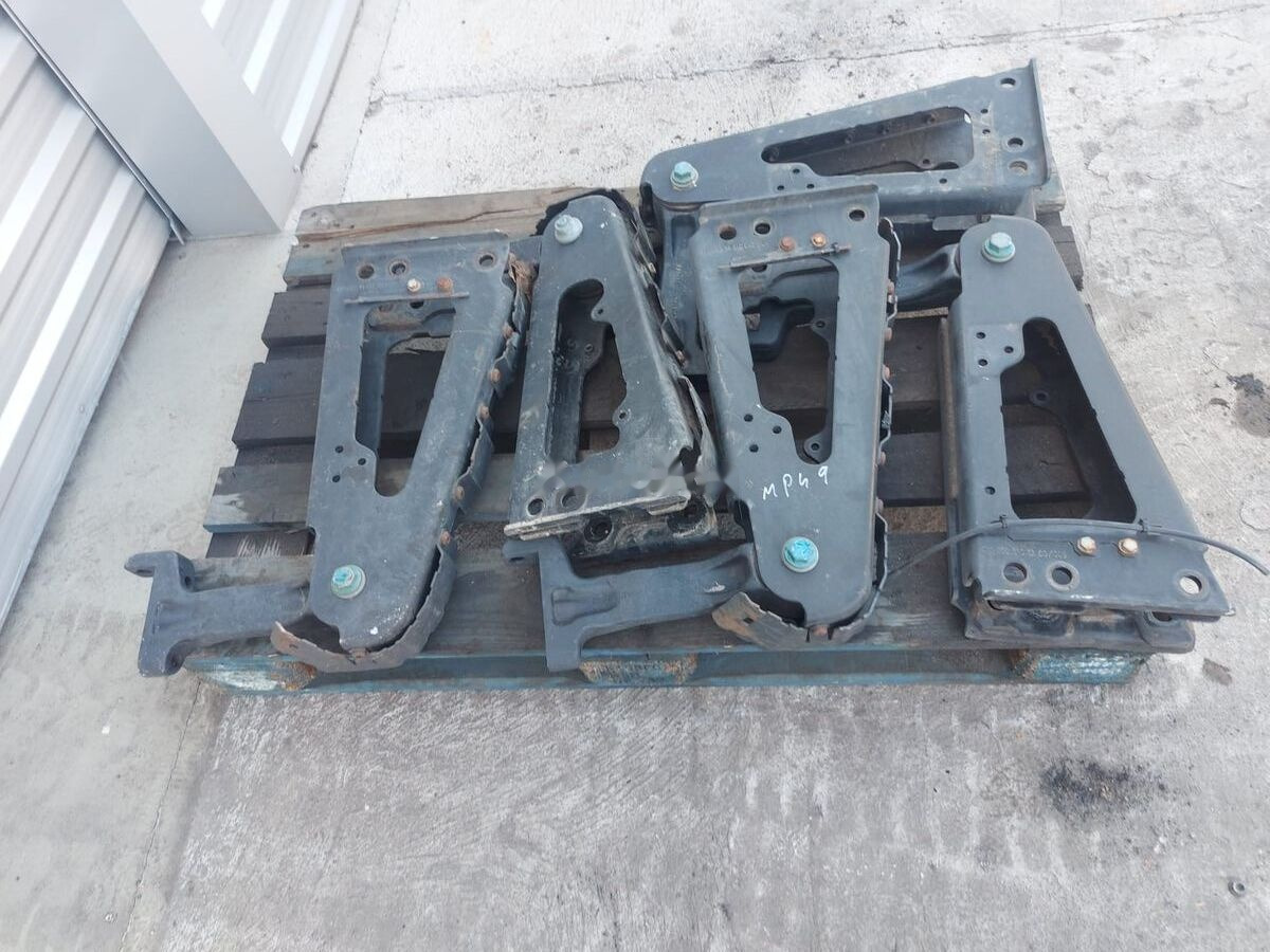 Cabin suspension A Mercedes-Benz ACTROS MP4 truck - الكابينة تعليق - شاحنة: صور 2 Cabin suspension A Mercedes-Benz ACTROS MP4 truck - الكابينة تعليق - شاحنة: صور 2