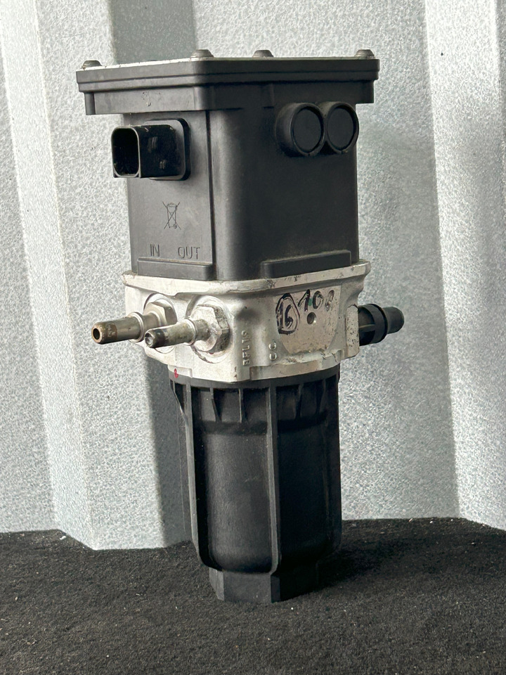 DAF XF 106 480 ADBLUE PUMP 4388105 A052Y605 - نظام العادم - شاحنة: صور 5 DAF XF 106 480 ADBLUE PUMP 4388105 A052Y605 - نظام العادم - شاحنة: صور 5