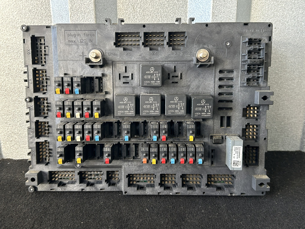 MERCEDES ACTROS MP4 A FUSE MODULE SAM - مصهر: صور 1 MERCEDES ACTROS MP4 A FUSE MODULE SAM - مصهر: صور 1