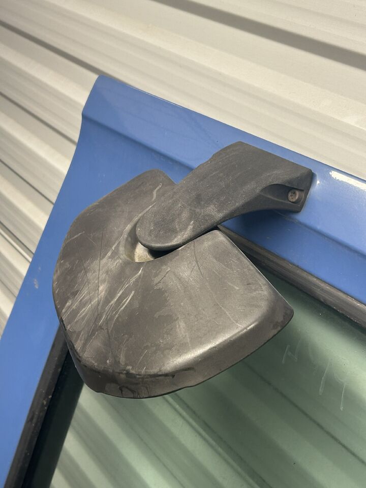 MERCEDES ACTROS MP4 DOOR RIGHT EITH RAMP MIRROR - باب و قطع الغيار: صور 5 MERCEDES ACTROS MP4 DOOR RIGHT EITH RAMP MIRROR - باب و قطع الغيار: صور 5