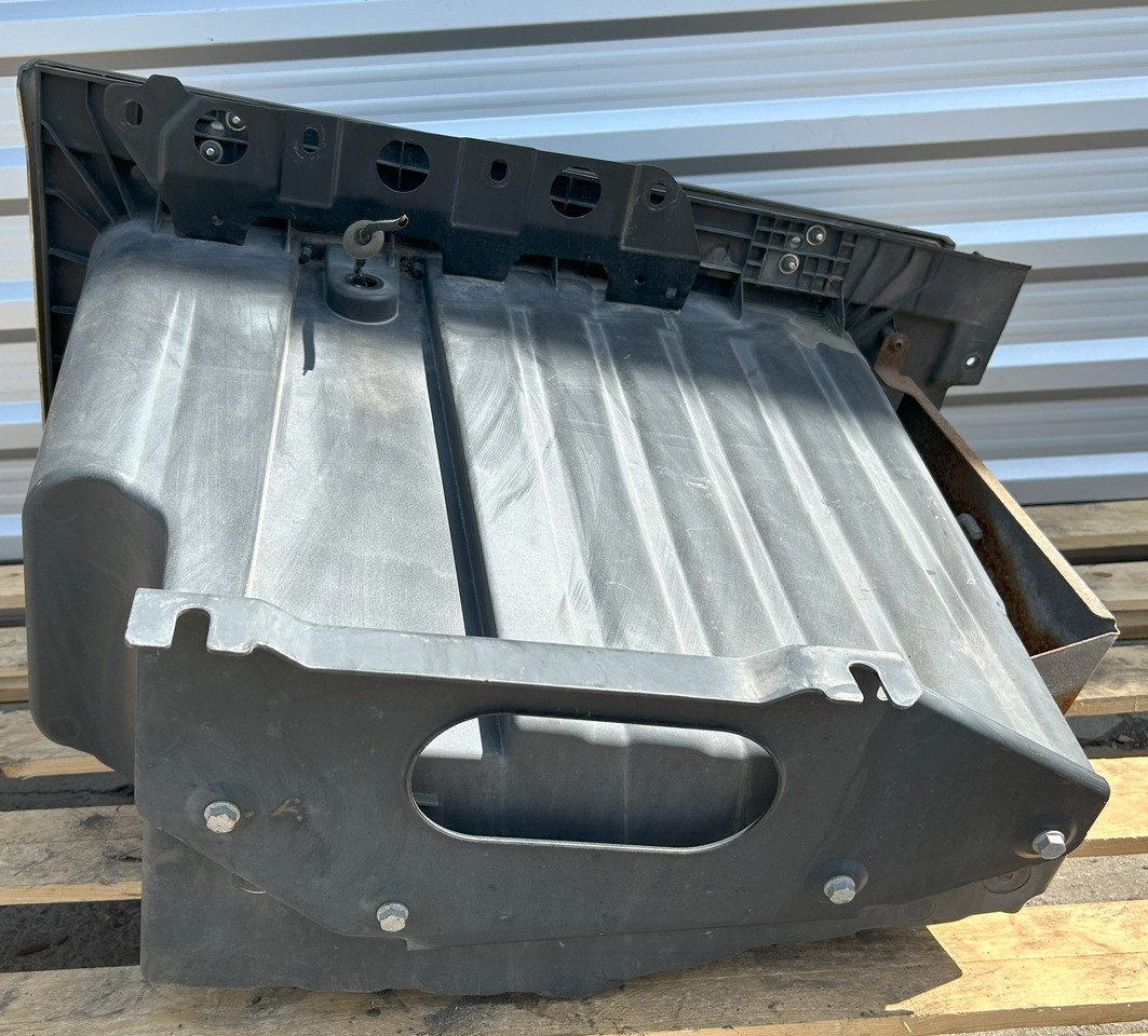 MERCEDES ACTROS MP4 STORAGE COMPARTMENT EXTENSION OF THE STEPS LEFT - قطع غيار عامة: صور 5 MERCEDES ACTROS MP4 STORAGE COMPARTMENT EXTENSION OF THE STEPS LEFT - قطع غيار عامة: صور 5