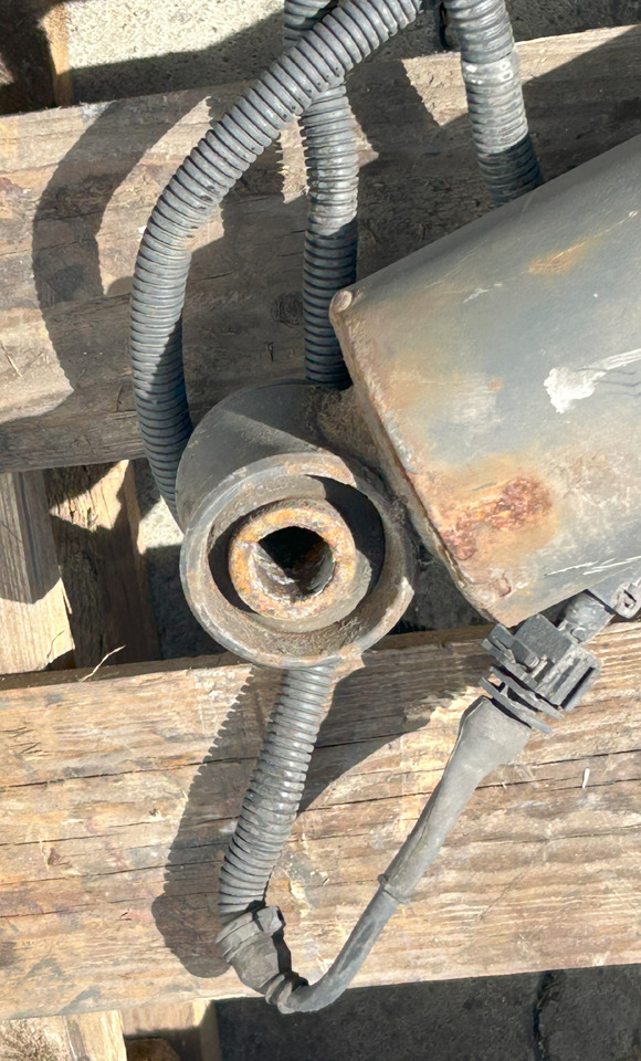 MERCEDES ACTROS MP4 SUSPENSION SHOCK ABSORBER - امتصاص الصدمات: صور 4 MERCEDES ACTROS MP4 SUSPENSION SHOCK ABSORBER - امتصاص الصدمات: صور 4