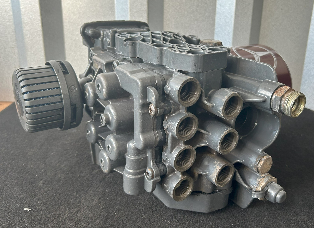 MERCEDES-BENZ ACTROS MP4 EAPU AIR DRYER - أجزاء الفرامل - شاحنة: صور 3 MERCEDES-BENZ ACTROS MP4 EAPU AIR DRYER - أجزاء الفرامل - شاحنة: صور 3