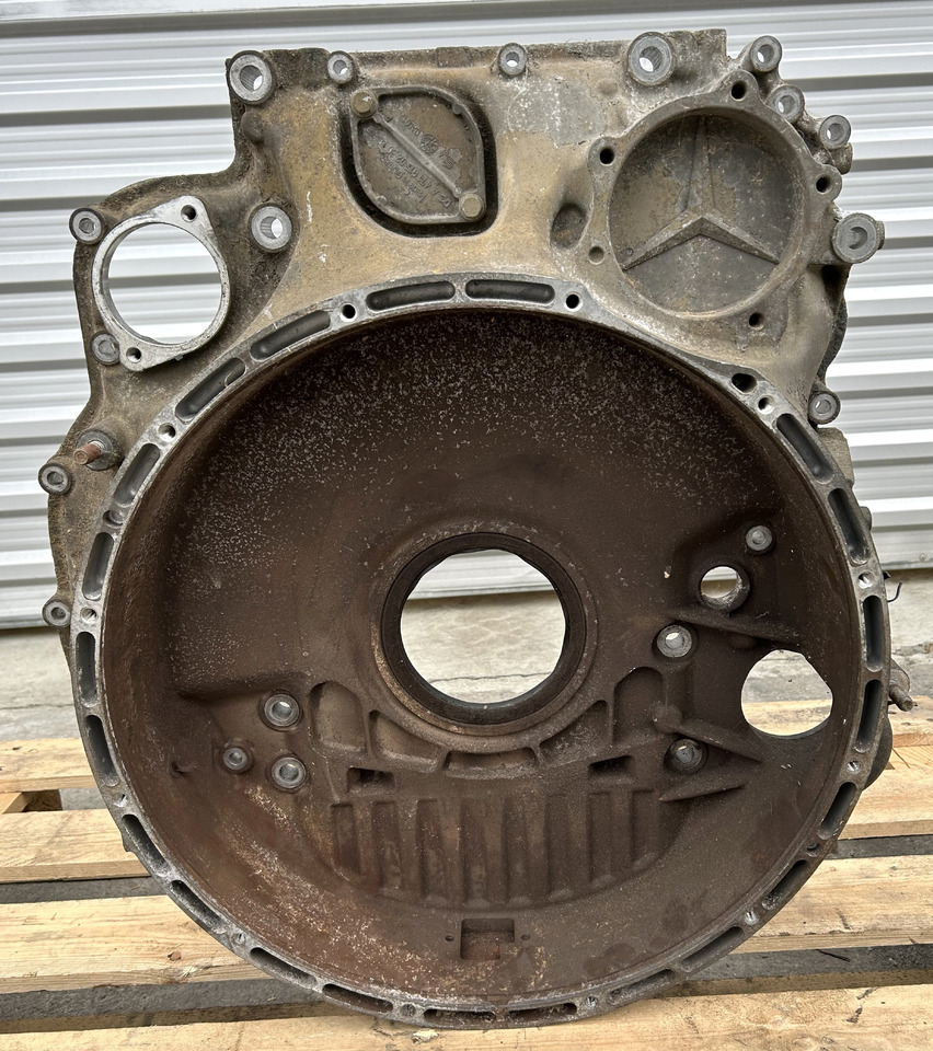 MERCEDES CLUTCH TIMING HOUSING ACTROS MP4 - عمود الحدبات: صور 2 MERCEDES CLUTCH TIMING HOUSING ACTROS MP4 - عمود الحدبات: صور 2