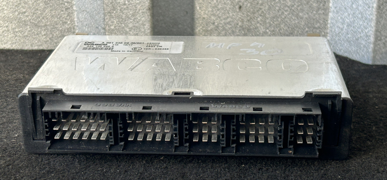 MERCEDES EBS CONTROLLER ACTROS MP4 - كتلة التحكم: صور 4 MERCEDES EBS CONTROLLER ACTROS MP4 - كتلة التحكم: صور 4