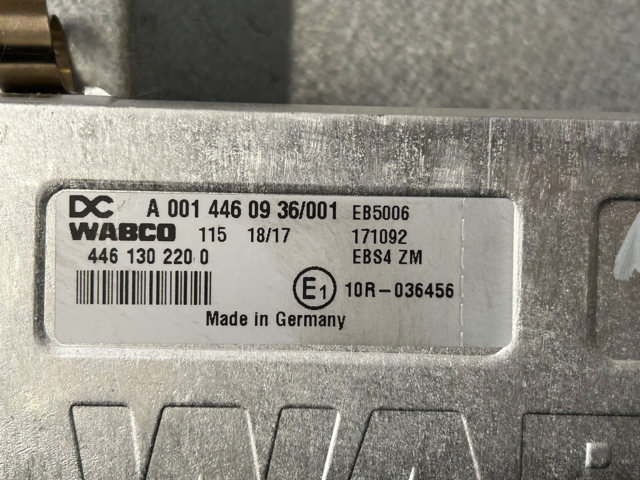 MERCEDES EBS CONTROLLER ACTROS MP4 - كتلة التحكم: صور 2 MERCEDES EBS CONTROLLER ACTROS MP4 - كتلة التحكم: صور 2