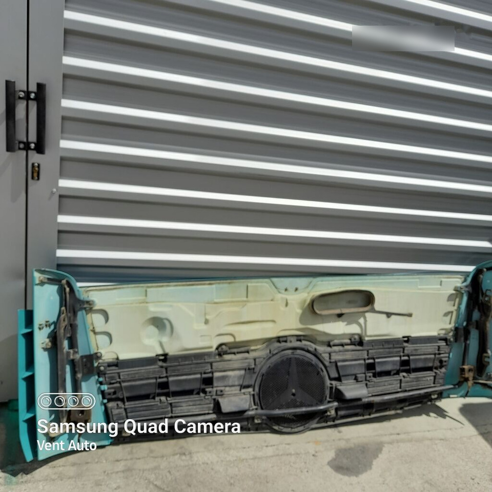 Mercedes-Benz ACTROS MP4 A9607500309 Mercedes-Benz A9607500309 - هود - شاحنة: صور 4 Mercedes-Benz ACTROS MP4 A9607500309 Mercedes-Benz A9607500309 - هود - شاحنة: صور 4